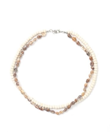 Gentle Vibe Handmade Layered Beaded Necklace, Cream White Matched with Wood Small Beads, Daily Commute Vacation Versatile Fresh Accessory.