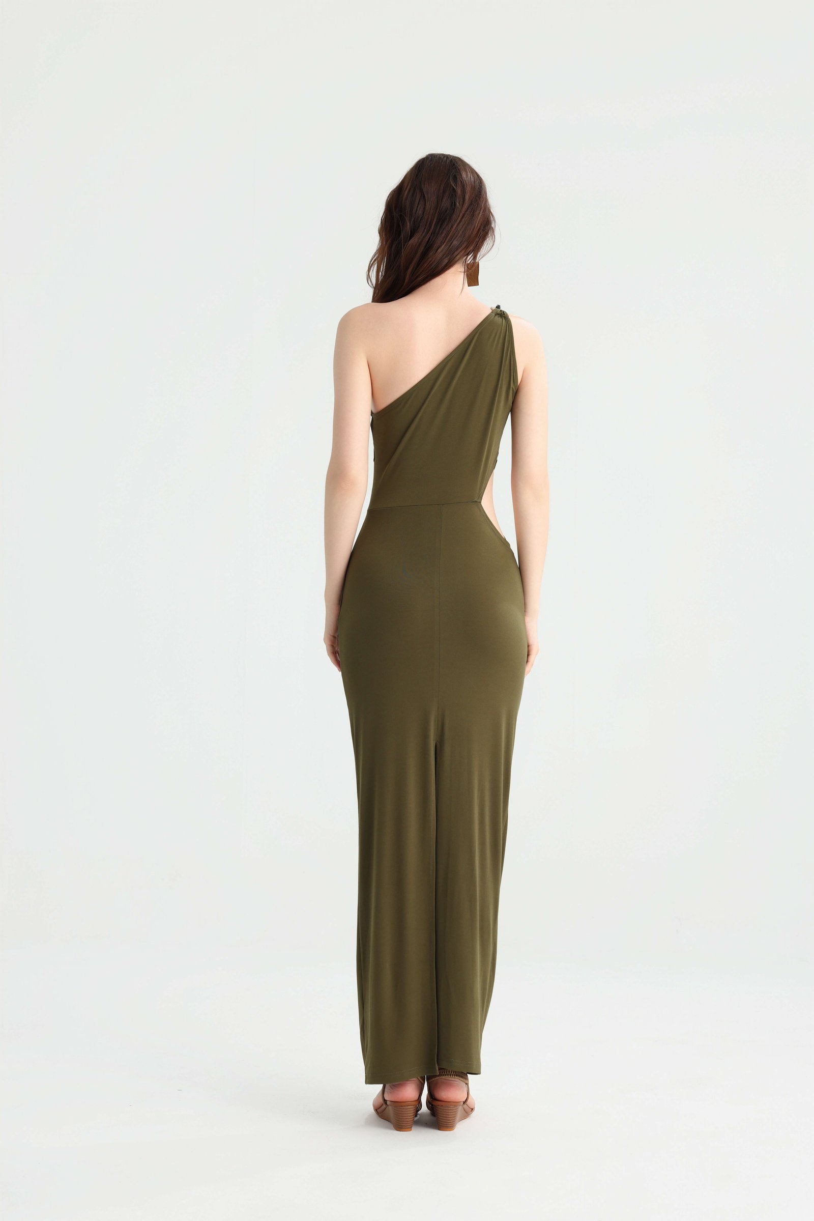 Designer One-Shoulder Side Cutout Ruched Maxi Dress, Metal Buckle Detail Slimming Gown, Summer Premium Niche Vacation Basic. - Image 2